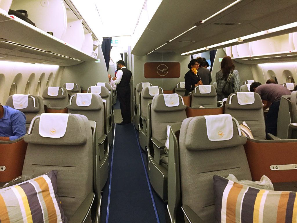 Lufthansa Business Class A350 From Delhi To Münich 5833